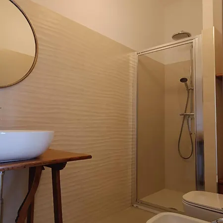 Lägenhet Giglio Di Mare House